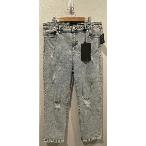 KENDALL + KYLIE The Icon High Rise Distressed Straight Leg Jeans - Picture 3 of 7